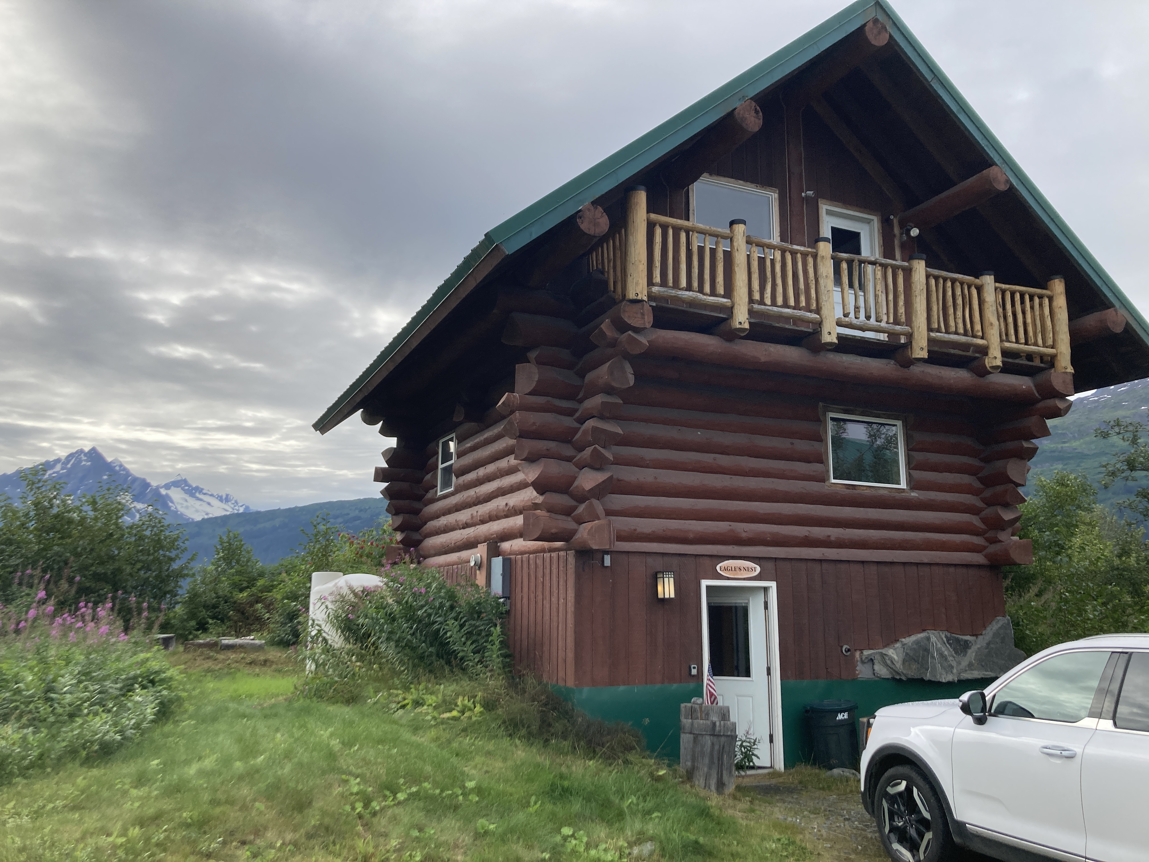 Eagle Nest Cabin